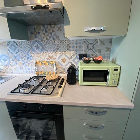 I Limoni Casa Vacanza คาสเตลเลตโต โซปรา ติชิโน ภายนอก รูปภาพ